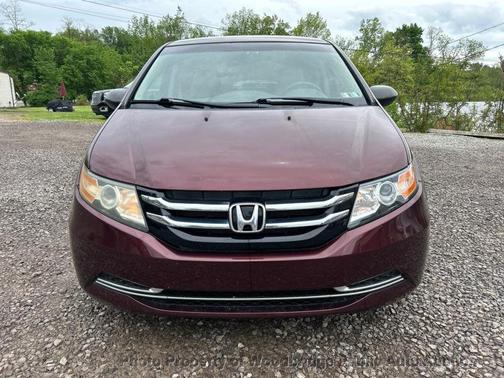 Maroon 2015 Honda Odyssey LX