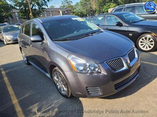 2009 Pontiac Vibe Base