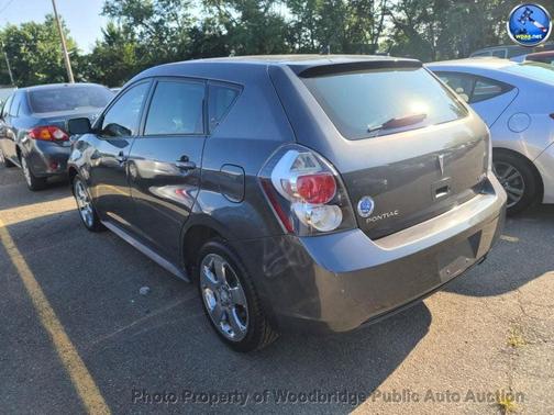 2009 Pontiac Vibe Base