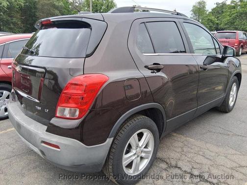 Deep Espresso Metallic 2016 Chevrolet Trax LT