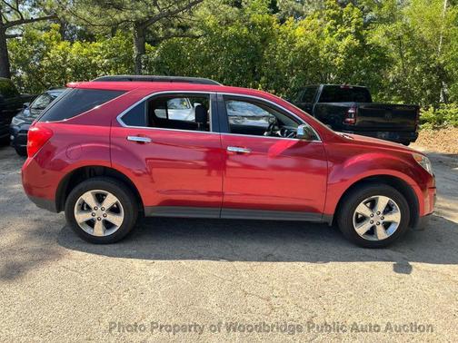 Maroon 2015 Chevrolet Equinox 1LT