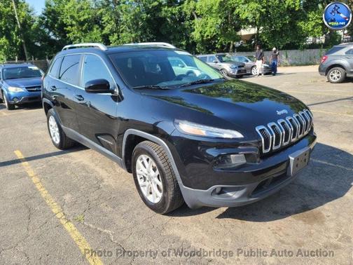 Diamond Black Crystal Pearlcoat 2017 Jeep Cherokee Latitude