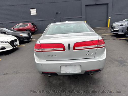 2010 Lincoln MKZ Base