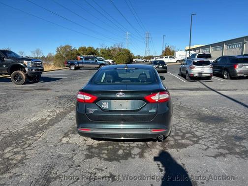 2014 Ford Fusion SE