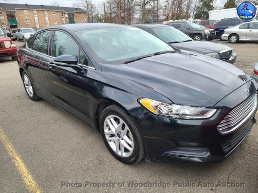 2014 Ford Fusion SE