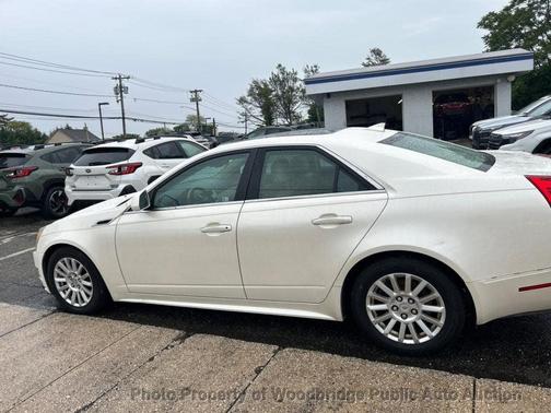 White Diamond Tricoat 2011 Cadillac CTS Luxury