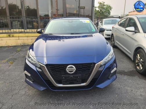 2020 Nissan Altima SR FWD