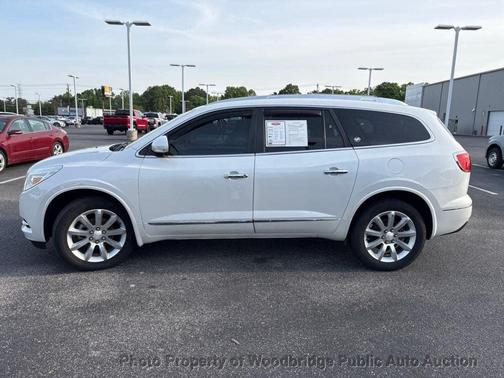 White 2017 Buick Enclave Premium