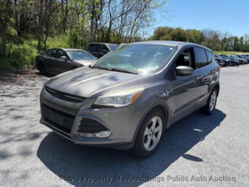 Sterling Gray Metallic 2014 Ford Escape SE