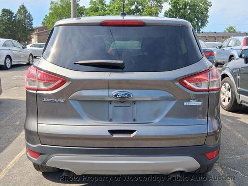 Sterling Gray Metallic 2014 Ford Escape SE