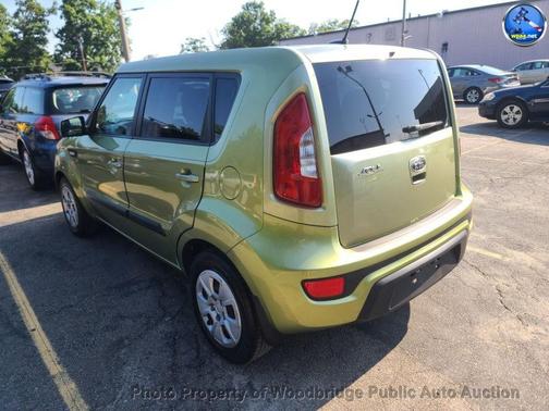 Alien 2012 Kia Soul Base