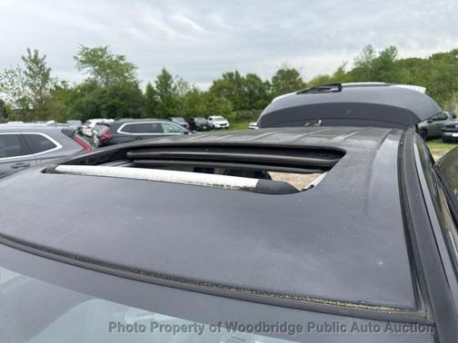 Labrador Black Pearl 2010 Mitsubishi Outlander GT