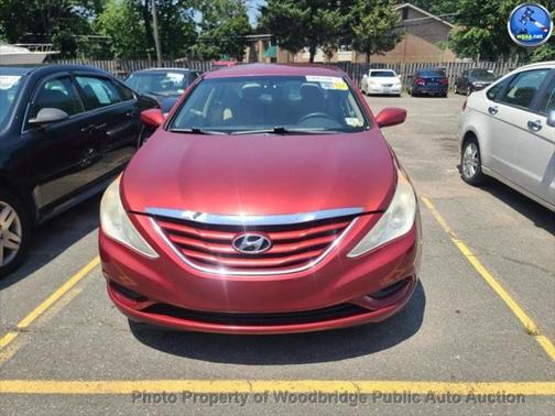 2012 Hyundai SONATA GLS