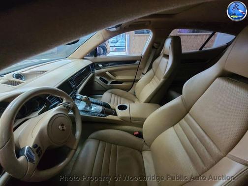 2010 Porsche Panamera 4S