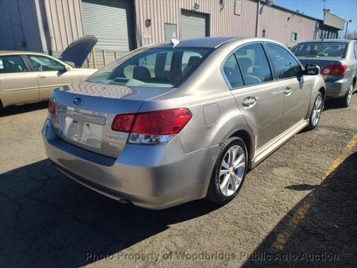 2014 Subaru Legacy Premium