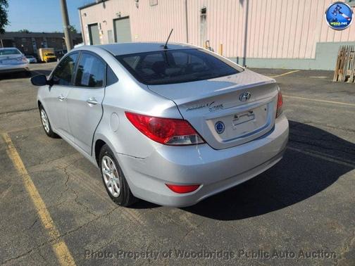 Ironman Silver 2012 Hyundai Accent SE