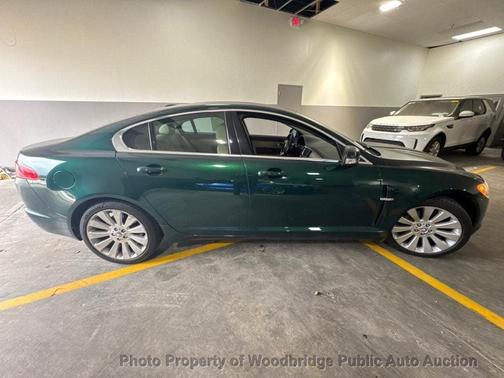 2009 Jaguar XF Premium Luxury
