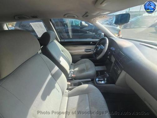 2004 Volkswagen Golf GL