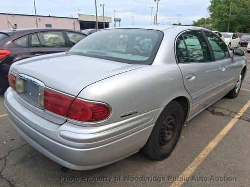 Sterling Silver Metallic 2000 Buick LeSabre Custom