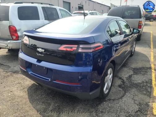 2012 Chevrolet Volt Base