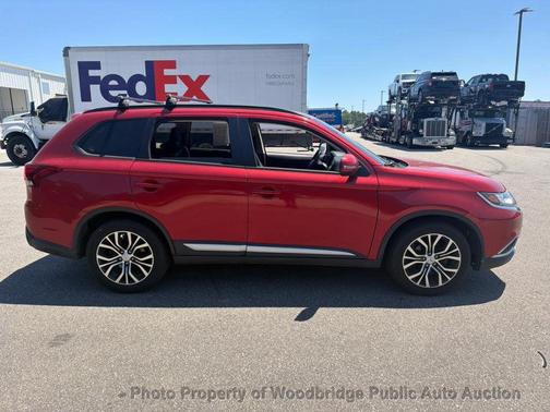 Rally Red Metallic 2016 Mitsubishi Outlander SEL
