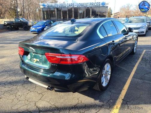 2017 Jaguar XE 25t Premium