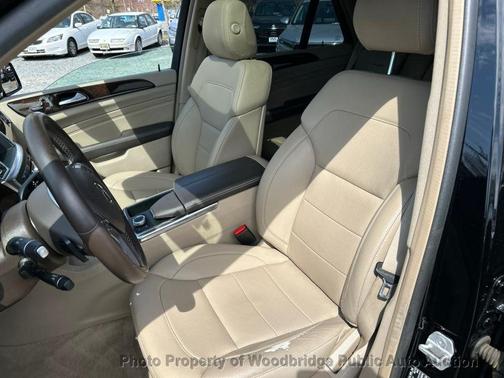 Black 2013 Mercedes-Benz M-Class 4MATIC