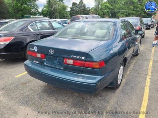 1998 Toyota Camry LE