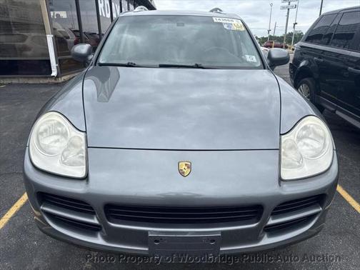 2004 Porsche Cayenne V6