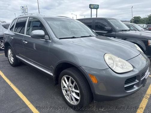 2004 Porsche Cayenne V6