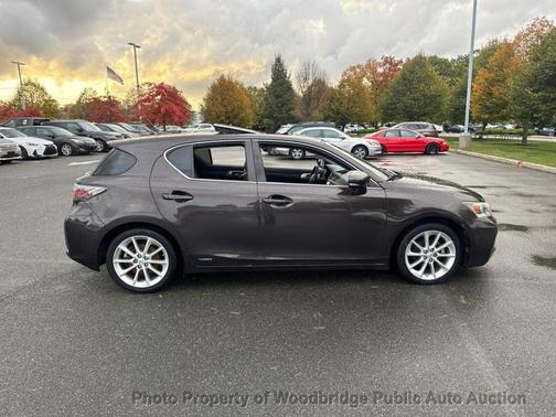 2011 Lexus CT 200h Base