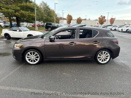 2011 Lexus CT 200h Base
