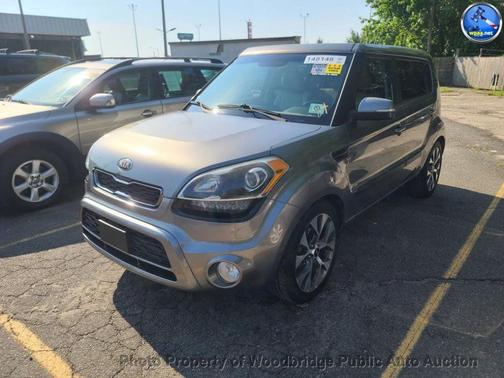 Bright Silver Metallic 2013 Kia Soul !
