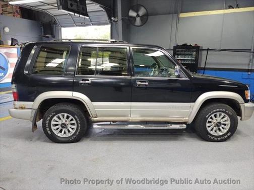 2002 Isuzu Trooper