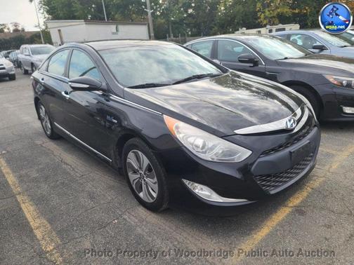 Eclipse Black 2015 Hyundai SONATA Hybrid Limited