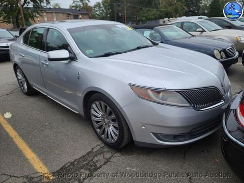 2013 Lincoln MKS Base