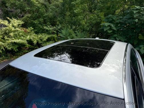 2013 Lincoln MKS Base