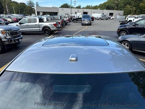 2013 Lincoln MKS Base