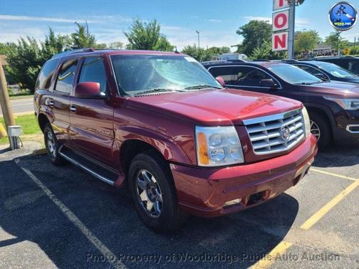 Maroon 2003 Cadillac Escalade Base