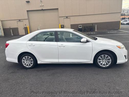2013 Toyota Camry LE