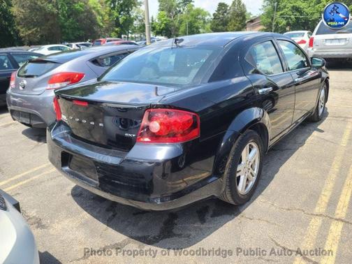 Black Clearcoat 2013 Dodge Avenger SXT