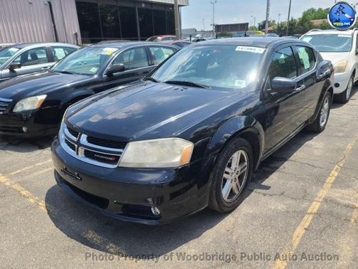 Black Clearcoat 2013 Dodge Avenger SXT