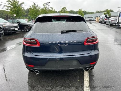 2017 Porsche Macan Base