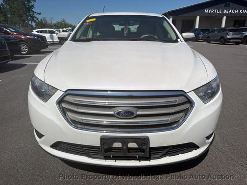 White Platinum Metallic Tri-Coat 2015 Ford Taurus SEL