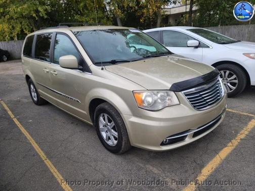 2011 Chrysler Town & Country Touring