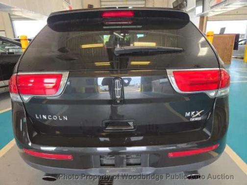 2014 Lincoln MKX Base