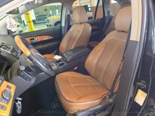 2014 Lincoln MKX Base