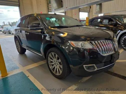 2014 Lincoln MKX Base