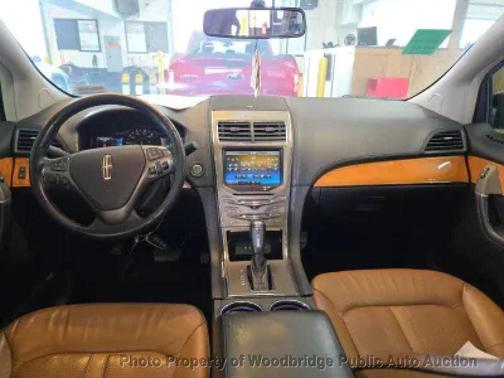 2014 Lincoln MKX Base