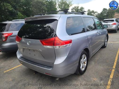 2012 Toyota Sienna LE